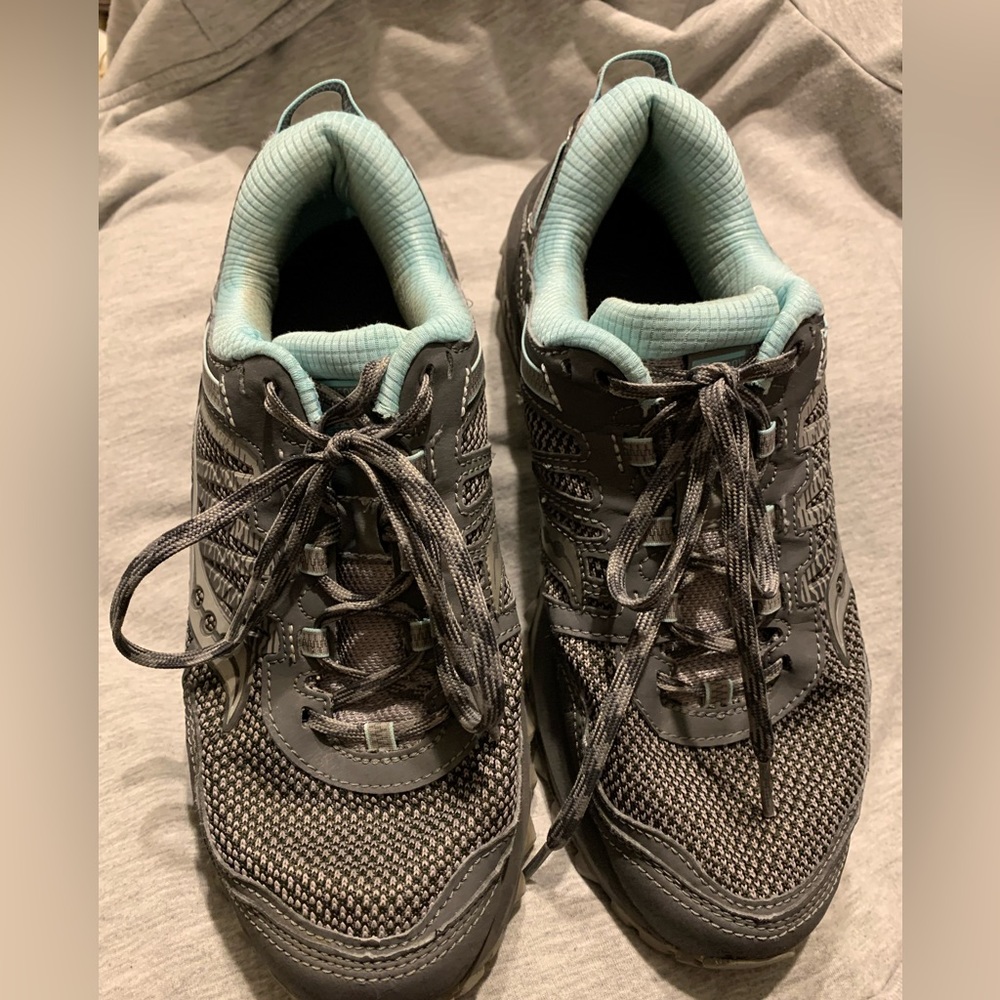 Saucony Gray & Blue Athletic Shoes